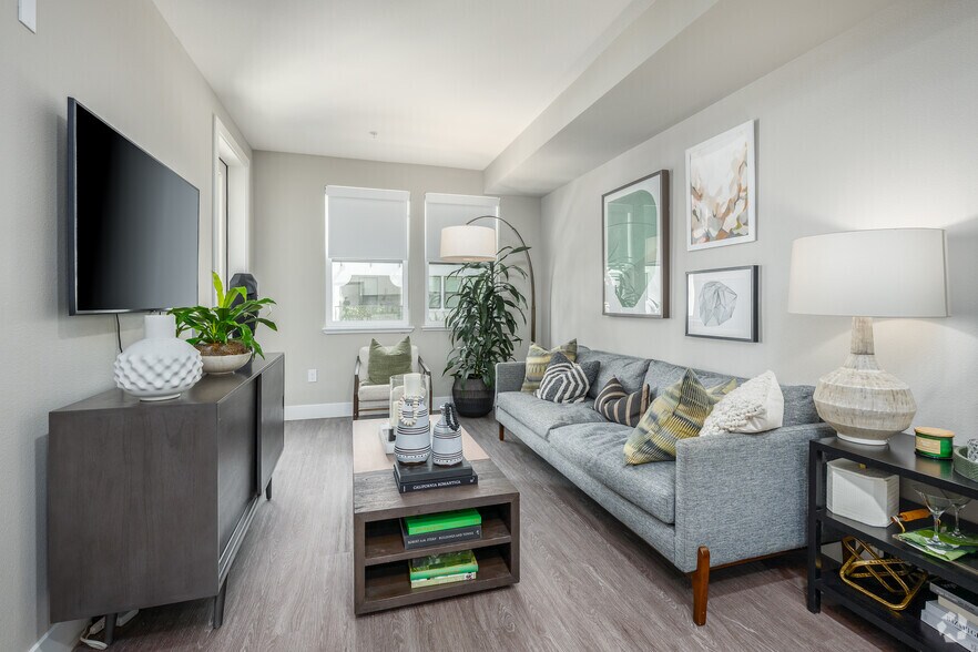 More Photos Of 3675 T St, Sacramento Apartments For Lease