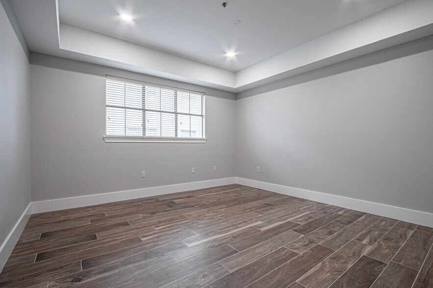 More Photos Of 2250 Pool Rd, Grapevine Office Residential For Sale