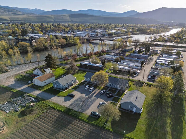 More Photos Of 1629 River Rd, Missoula Apartments For Sale