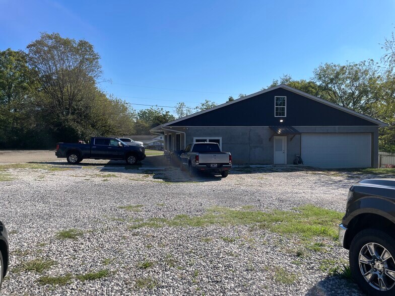More Photos Of 5036 Obarr Rd, Knoxville Office For Sale