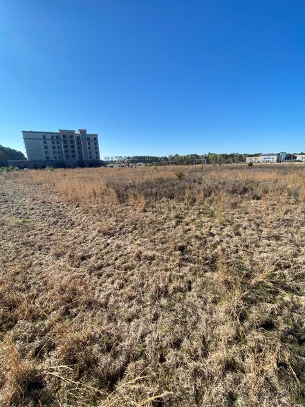 More Photos Of Lake Valley & Yadkin Rd, Fayetteville Land For Sale