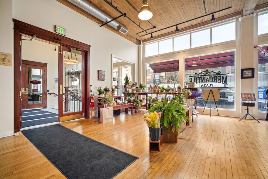 More Photos Of 211 N Franklin St, Port Washington Office For Lease