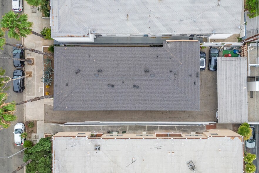 More Photos Of 1010 N Orange Grove Ave, West Hollywood Apartments For Sale