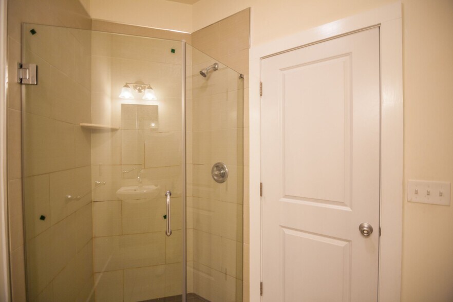 More Photos Of 3842 Lancaster Ave, Philadelphia Apartments For Sale