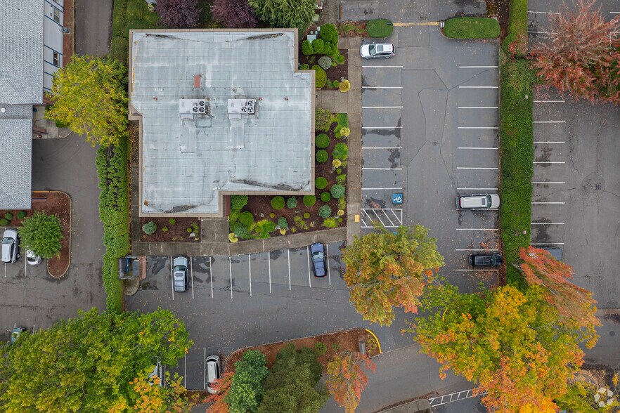 More Photos Of 8755 SW Citizens Dr, Wilsonville Office For Lease