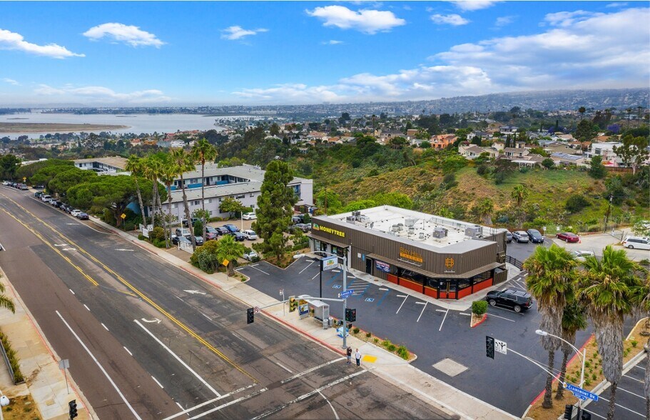 More Photos Of 3010 Clairemont Dr, San Diego Freestanding For Lease