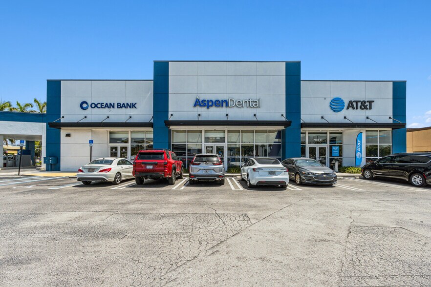 More Photos Of 7795 W Flagler St, Miami Unknown For Lease