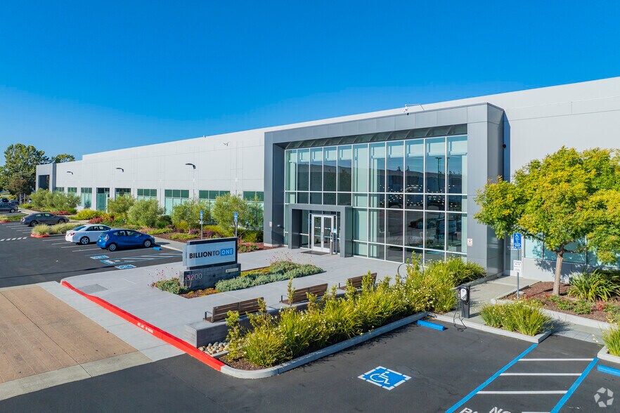 More Photos Of 3260 Whipple Rdg, Union City Unknown For Lease