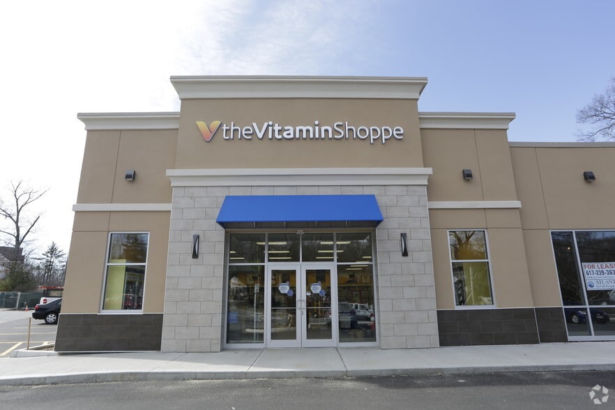 More Photos Of 435 Winthrop Ave, Andover Freestanding For Lease