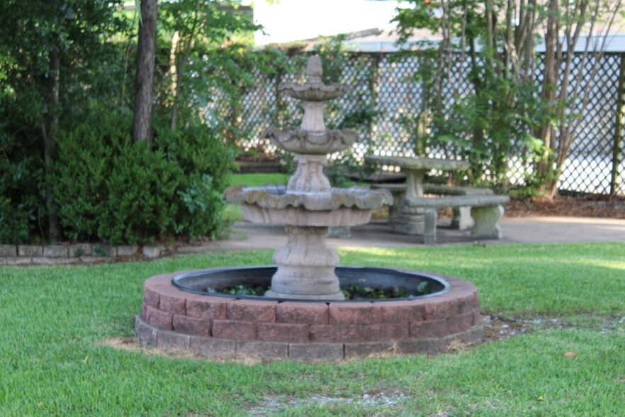 More Photos Of 308 Preston Ave, Pasadena Religious Facility For Sale