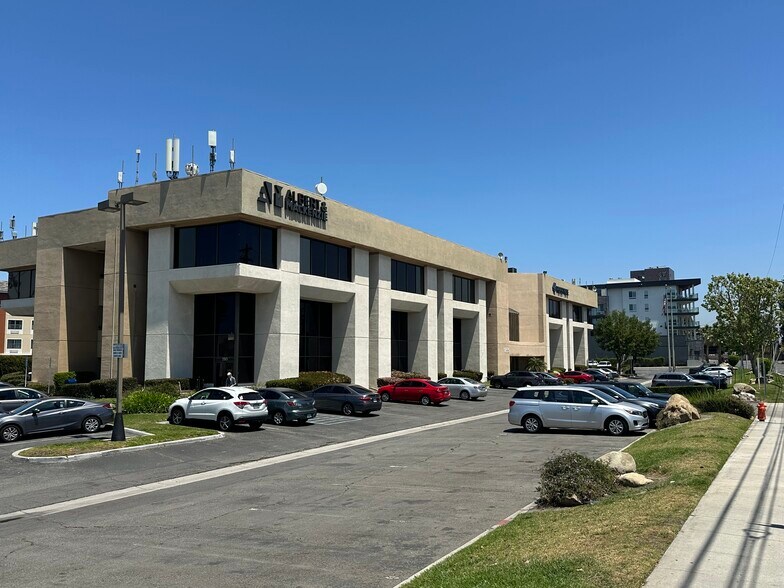 More Photos Of 1855 W Katella Ave, Orange Office Residential For Lease