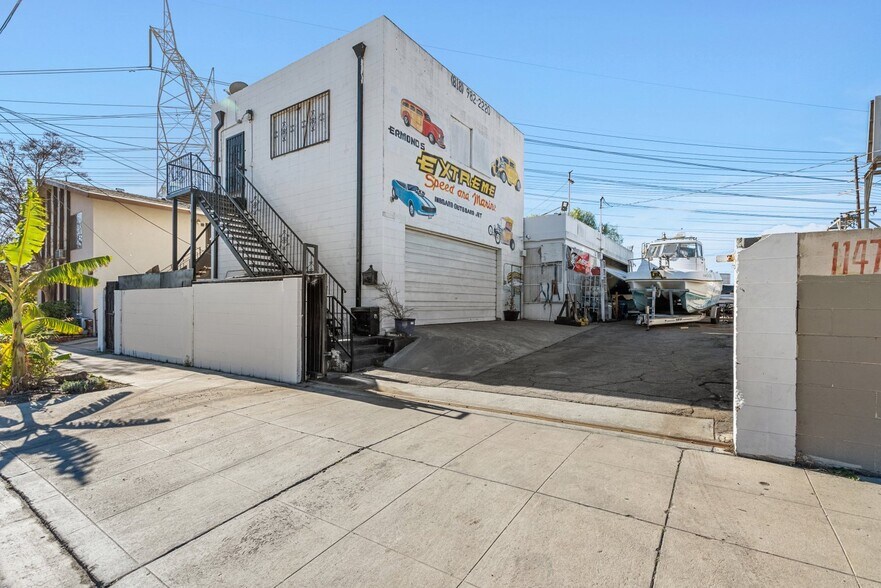 More Photos Of 11470 Vanowen St, North Hollywood Auto Repair For Sale