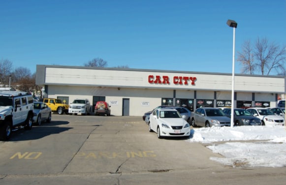 Primary Photo Of 4550 Merle Hay Rd, Des Moines Auto Dealership For Sale