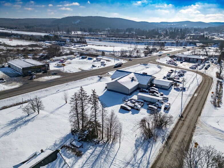 More Photos Of 5220 Maple Ln, Cuba Auto Repair For Sale