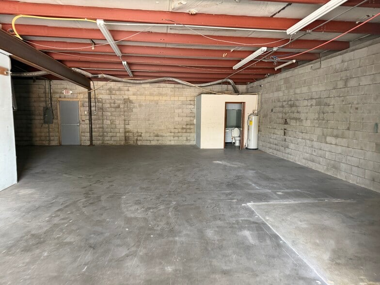 More Photos Of 1706 N Magnolia Ave, Ocala Storefront For Sale