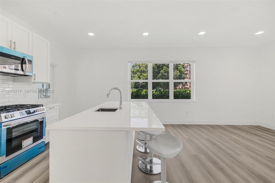 More Photos Of 340 NE 125th St, North Miami Office Residential For Sale