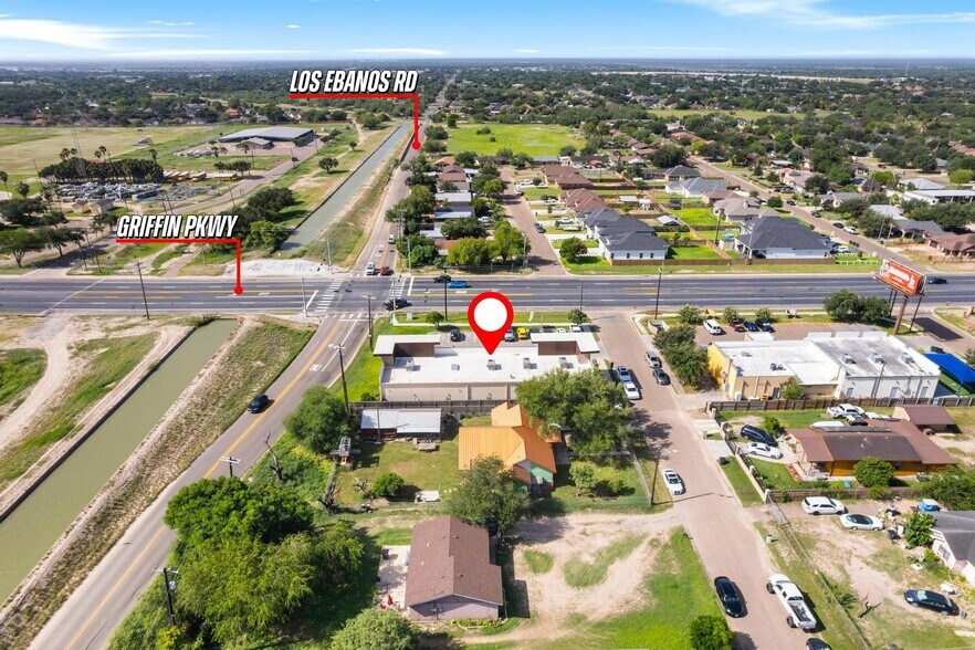 More Photos Of 1400 W Griffin Pky, Mission General Retail For Sale
