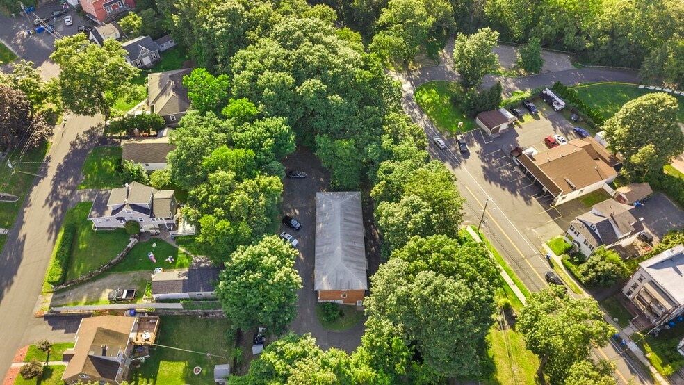 More Photos Of 451 Divinity St, Bristol Apartments For Sale