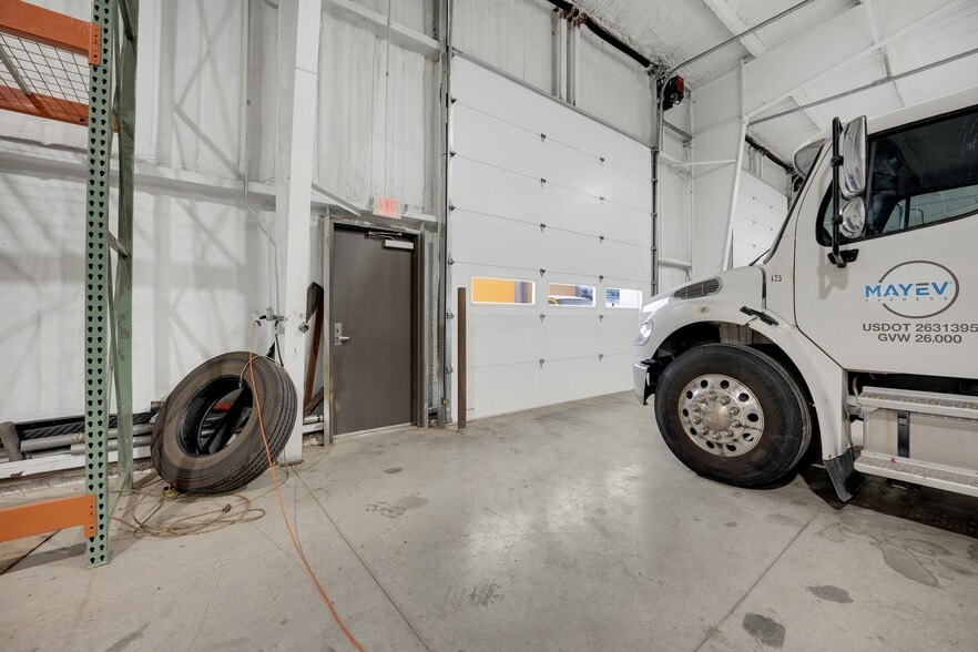 More Photos Of 22800 Highway H, Sedalia Manufacturing For Sale