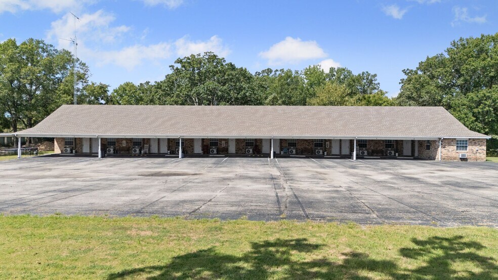 More Photos Of 9530 W FM 515, Alba Specialty For Sale