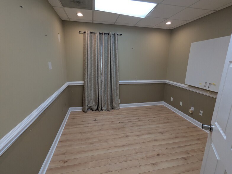More Photos Of 362 Oakland Ave, Rock Hill Loft Creative Space For Lease