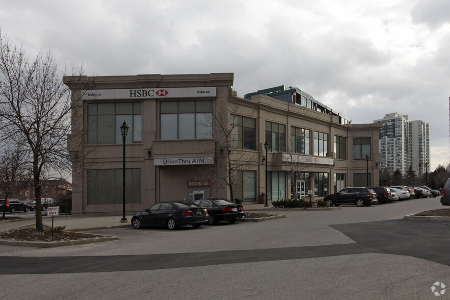 More Photos Of 4550 Hurontario St, Mississauga Bank For Lease