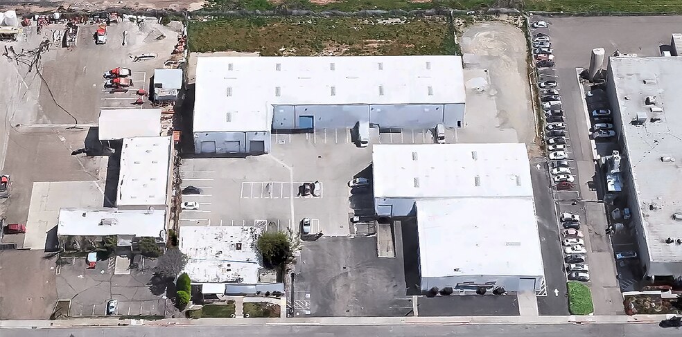 Primary Photo Of 13880-13992 Catalina St, San Leandro Warehouse For Sale
