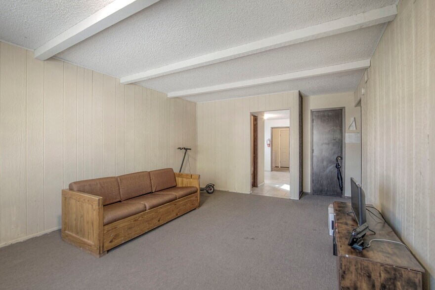 More Photos Of 9201 E 54th St, Raytown Apartments For Sale