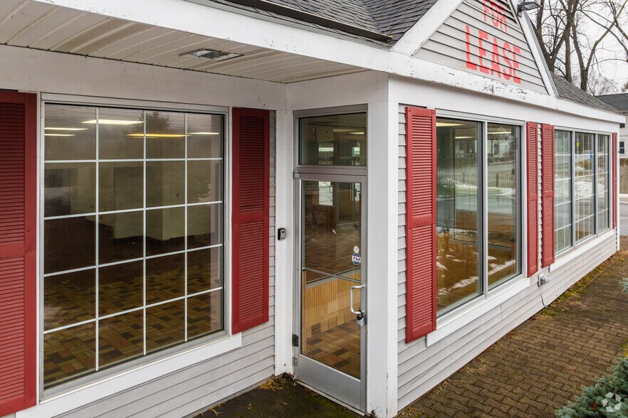 More Photos Of 2781 US Route 5 N, Windsor Fast Food For Sale