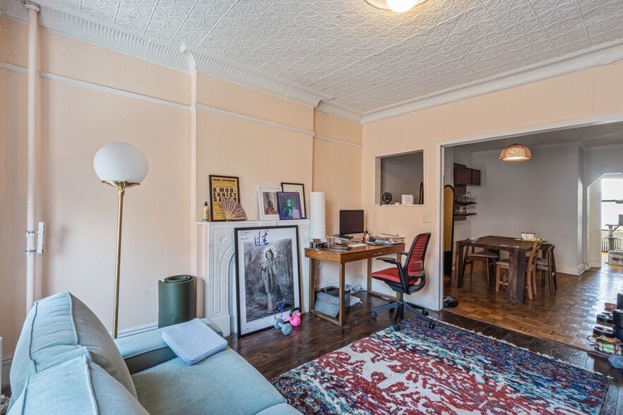 More Photos Of 656 Henry St, Brooklyn Apartments For Sale