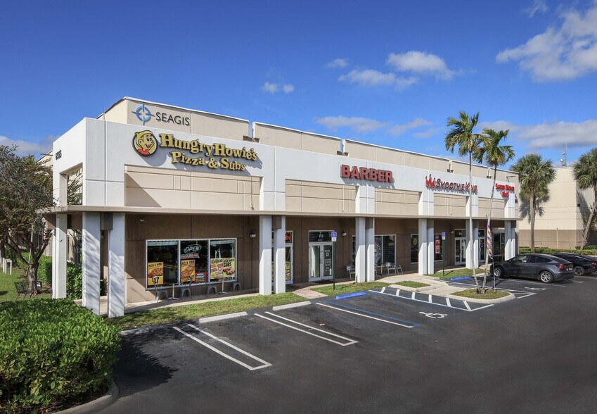 More Photos Of 6535 Nova Dr, Davie Unknown For Lease