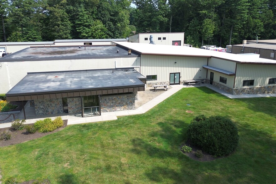 More Photos Of 807 Sterling Rd, Lancaster Industrial For Sale