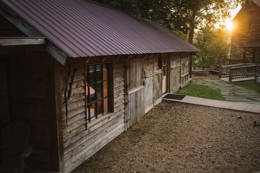 More Photos Of 21405 Parks Mill Rd, Abingdon Lodge Meeting Hall For Sale