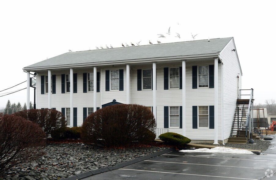 More Photos Of 120 Lavan St, Warwick Office For Lease