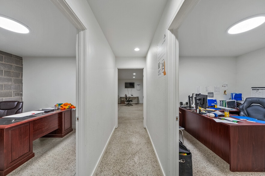 More Photos Of 1918 Bobcat Way, White City Warehouse For Sale