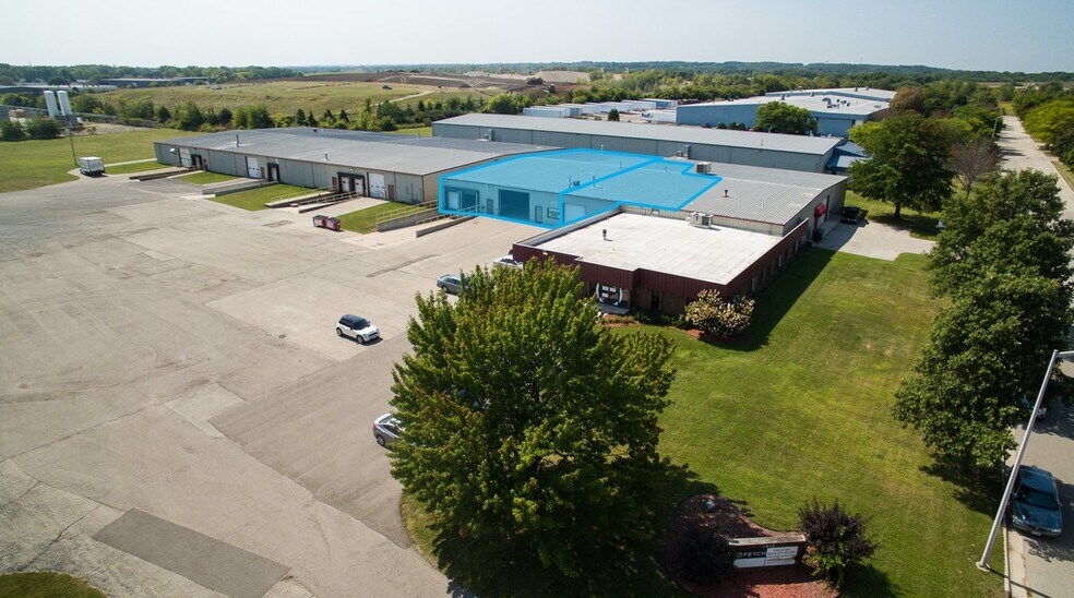 Primary Photo Of 1312 Barberry Dr, Janesville Distribution For Lease