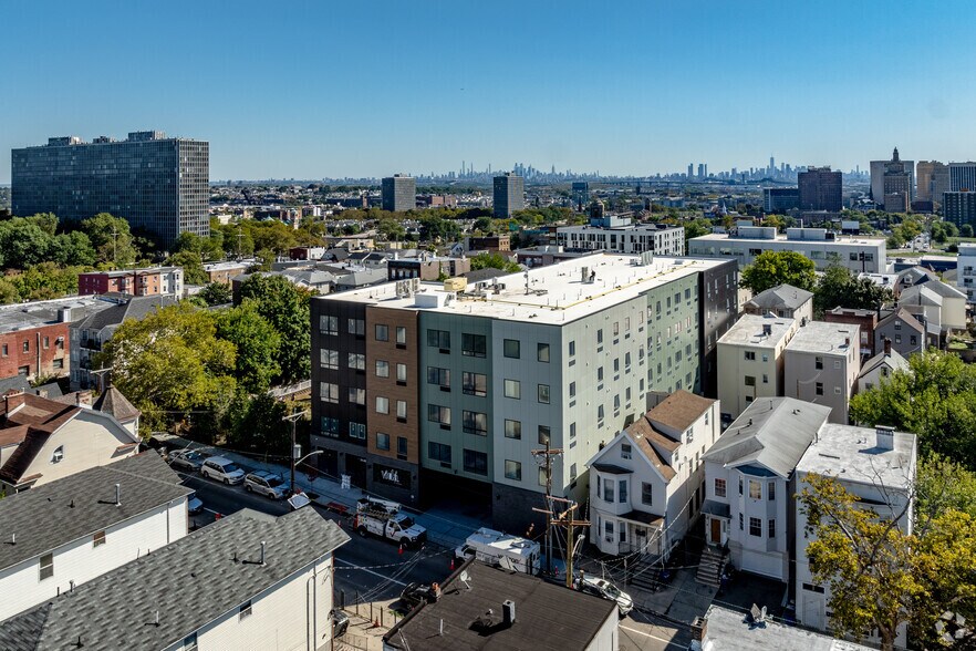 More Photos Of 34-40 Hudson St, Newark Apartments For Lease