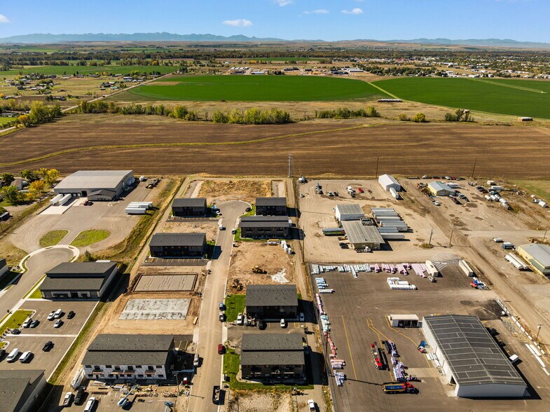 More Photos Of 203 Fletching Way, Belgrade Flex For Sale