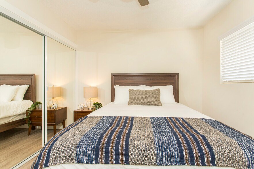 More Photos Of 12128 Ramona Ave, Hawthorne Apartments For Sale