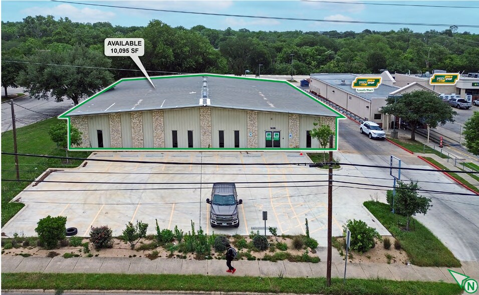 More Photos Of 1636 51st St E, Austin Warehouse For Lease