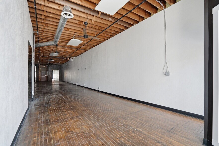 More Photos Of 1014-1016 15th Ave, East Moline Apartments For Sale