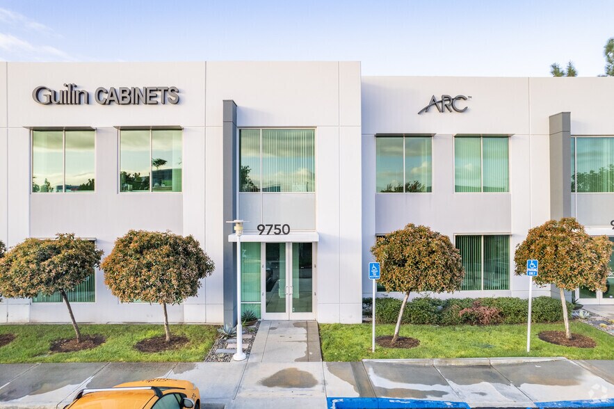 More Photos Of 9740-9760 Research Dr, Irvine Warehouse For Lease