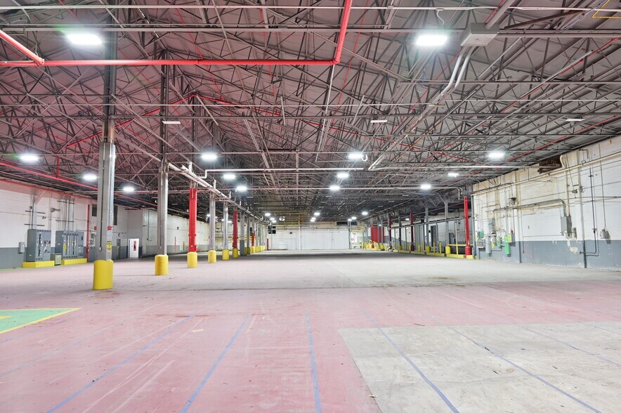 More Photos Of 540 E Broadway, Newport Manufacturing For Lease