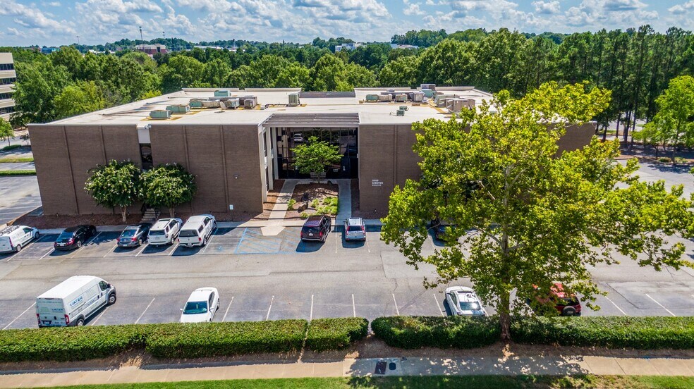 More Photos Of 1 Centerview Dr, Greensboro Unknown For Lease