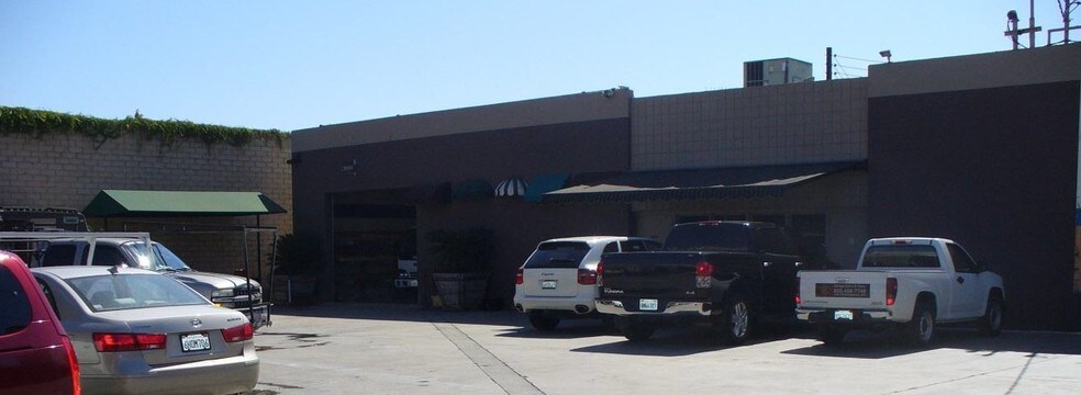 More Photos Of 1407 N Baxter St, Anaheim Manufacturing For Lease