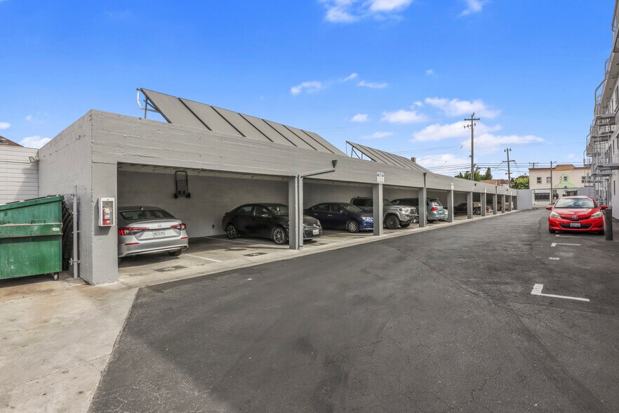 More Photos Of 2555-2567 Foothill Blvd, Oakland Apartments For Sale