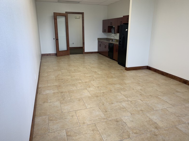 More Photos Of 4300 S Highway 27, Clermont Storefront Retail Office For Lease