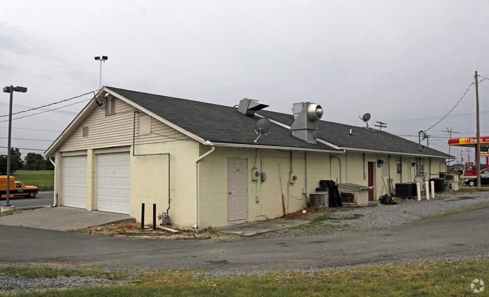 More Photos Of 1709 Berryville Pike, Winchester Service Station For Sale