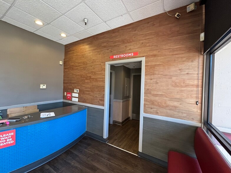 More Photos Of 5312 Old Redwood Hwy, Petaluma Restaurant For Sale