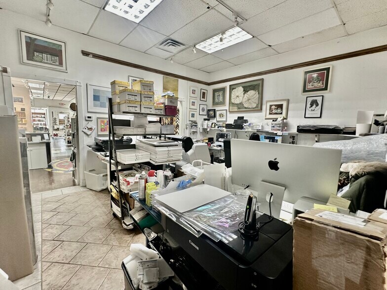 More Photos Of 202 Sound Beach Ave, Old Greenwich General Retail For Lease